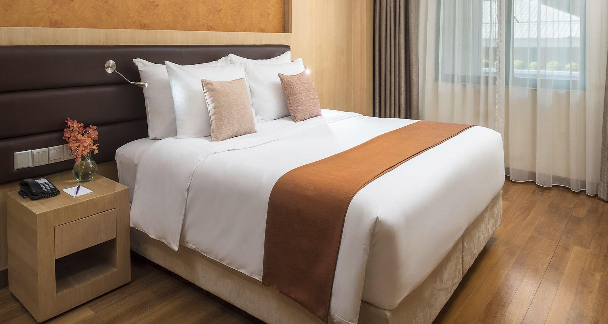 Mercure Yangon Kaba Aye Exteriör bild