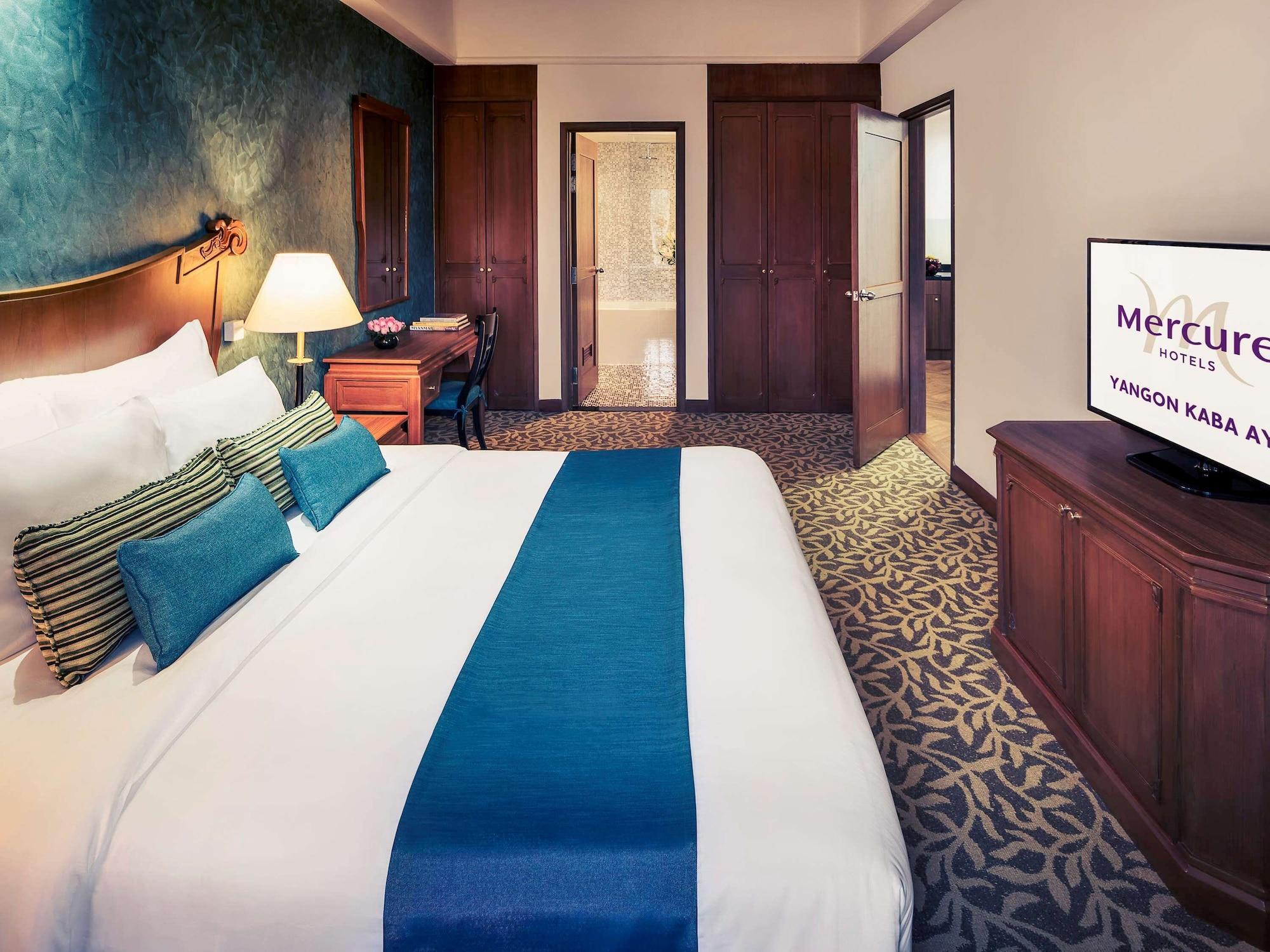 Mercure Yangon Kaba Aye Exteriör bild