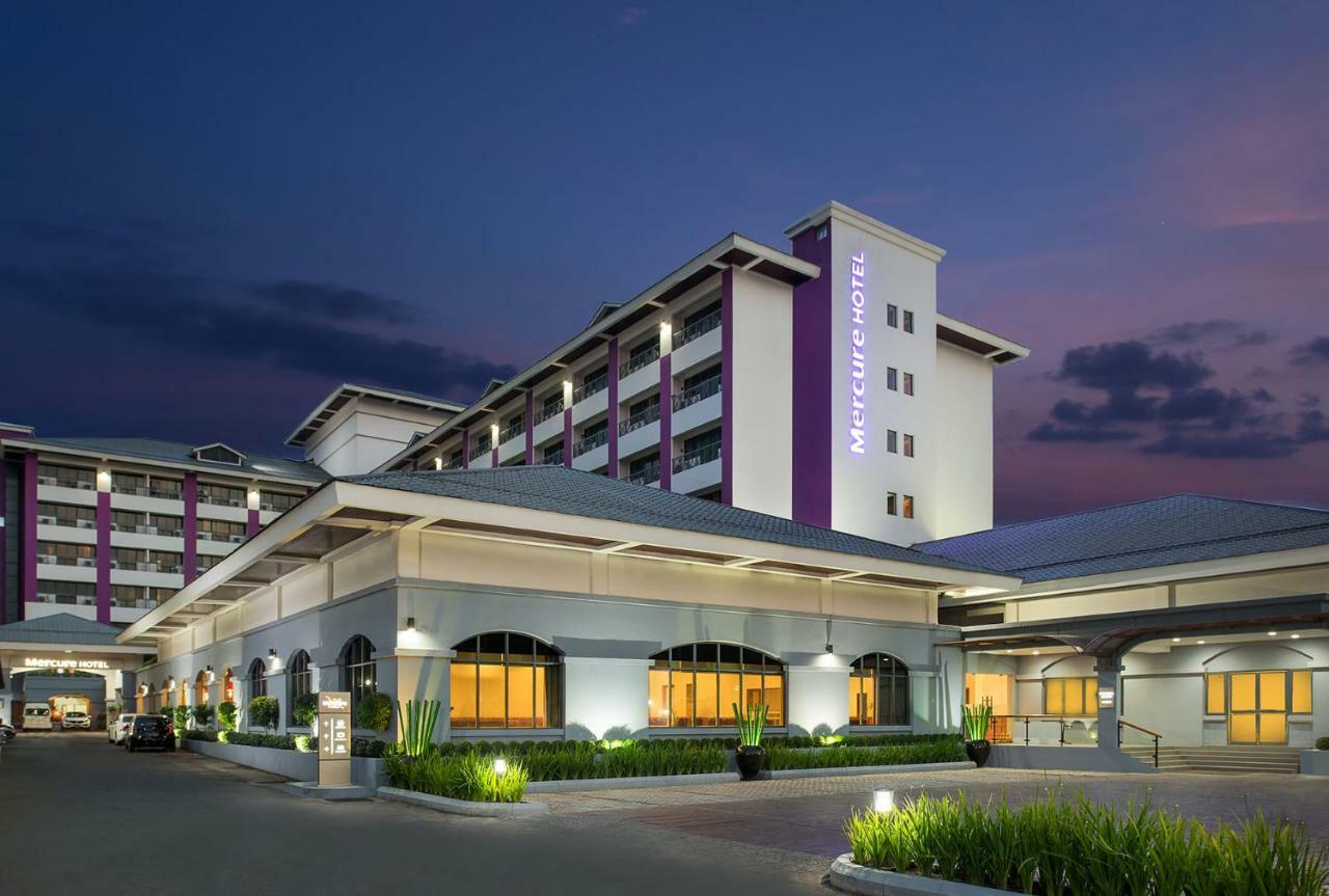 Mercure Yangon Kaba Aye Exteriör bild