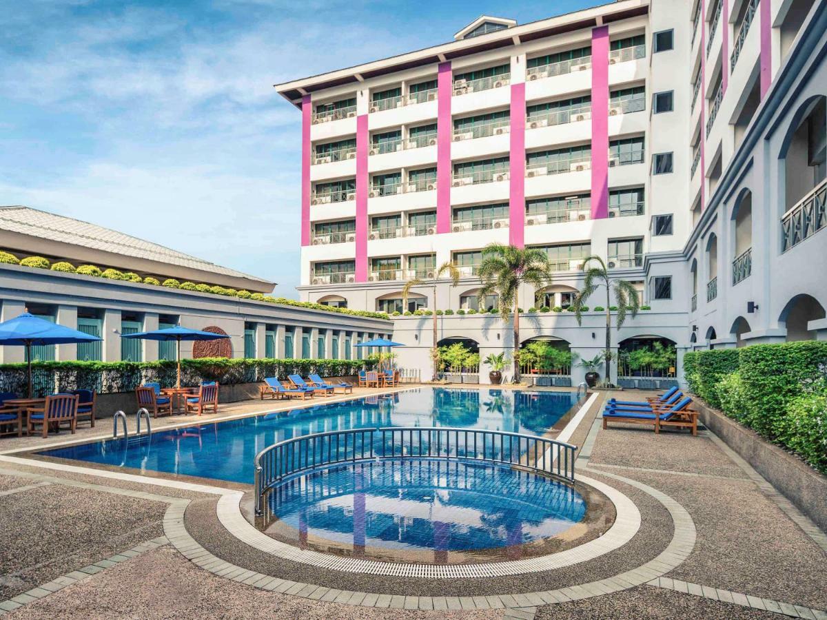 Mercure Yangon Kaba Aye Exteriör bild