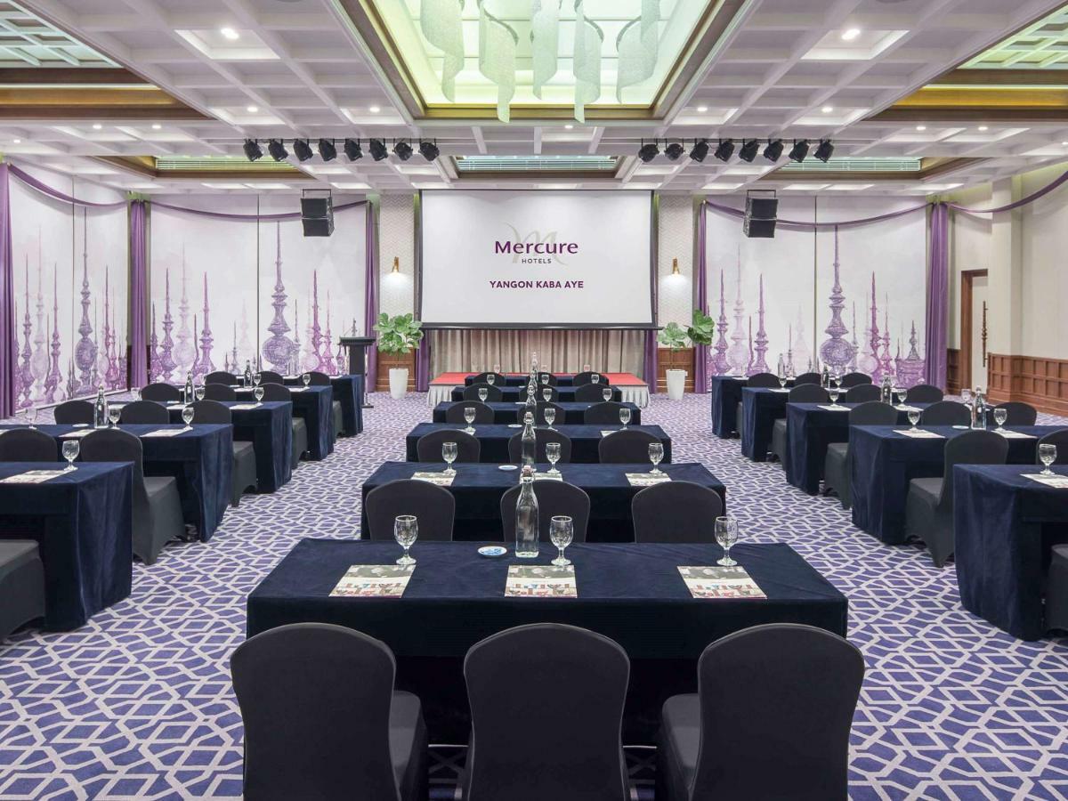 Mercure Yangon Kaba Aye Exteriör bild