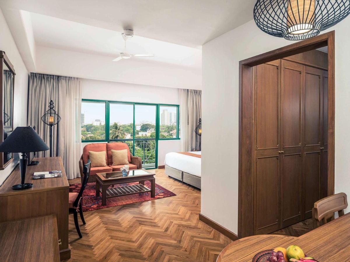 Mercure Yangon Kaba Aye Exteriör bild